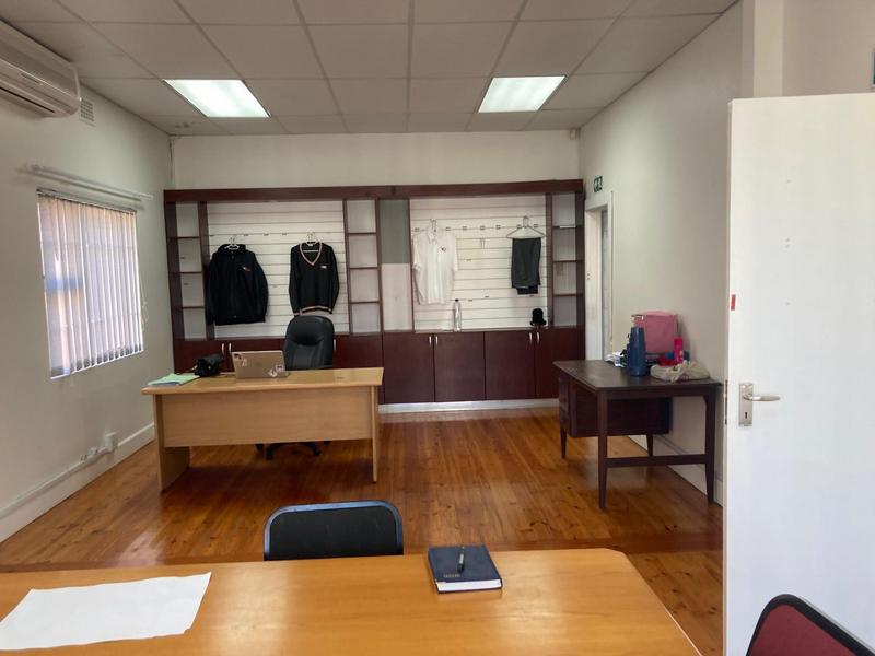 To Let Commercial Property for Rent in Newton Park Eastern Cape